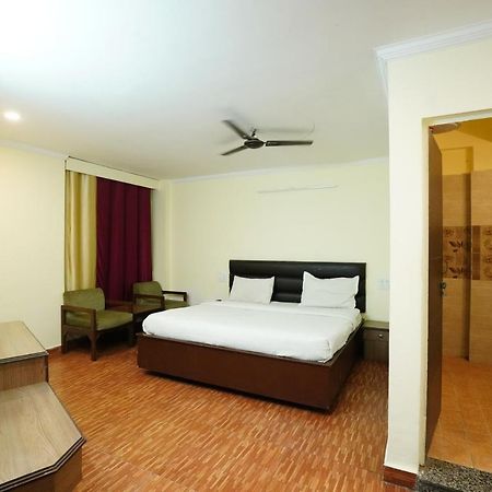 Hotel Gaurab Near Paltan Bazaar Dehradun Extérieur photo