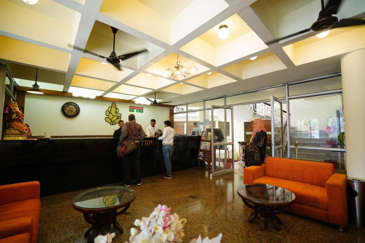 Hotel Gaurab Near Paltan Bazaar Dehradun Extérieur photo